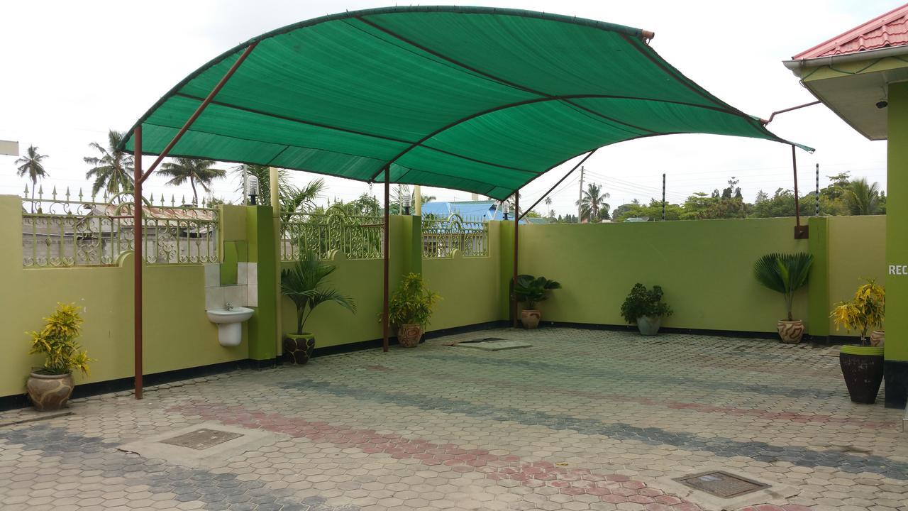 Mauya Executive Lodge Dar es Salaam Exterior photo